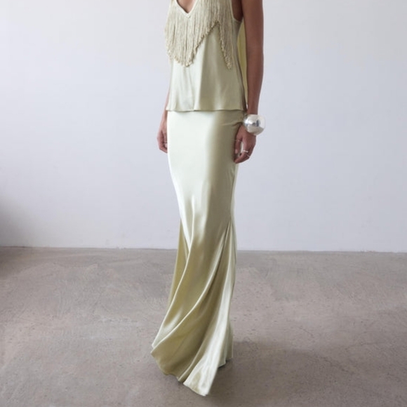 DE LA VALI SUELO SKIRT IN SAND SILK SATIN - Picture 2 of 13